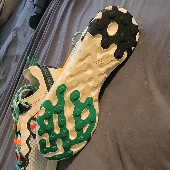 Nike react element 55 multicolor size 12 barely worn - Picture 3 of 4